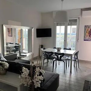  Apartment Panoramico Vicino A Fiere E Stadio Italy